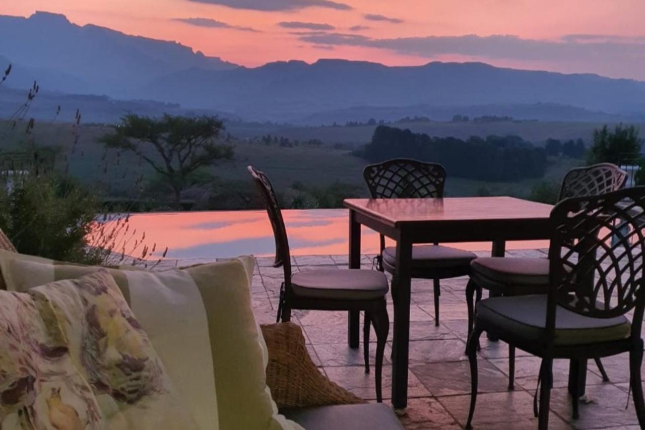 Inkungu Lodge Champagne Valley 외부 사진