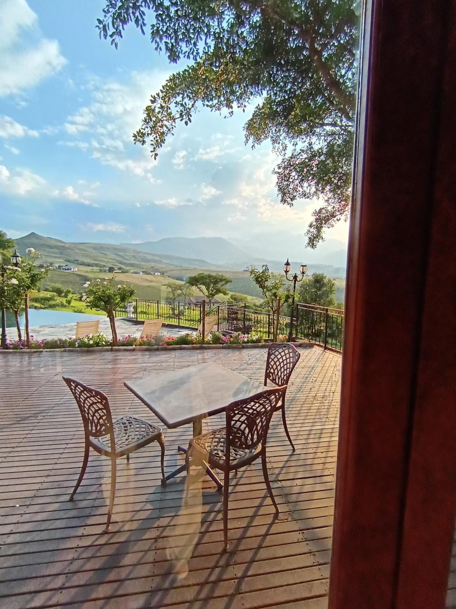 Inkungu Lodge Champagne Valley 외부 사진