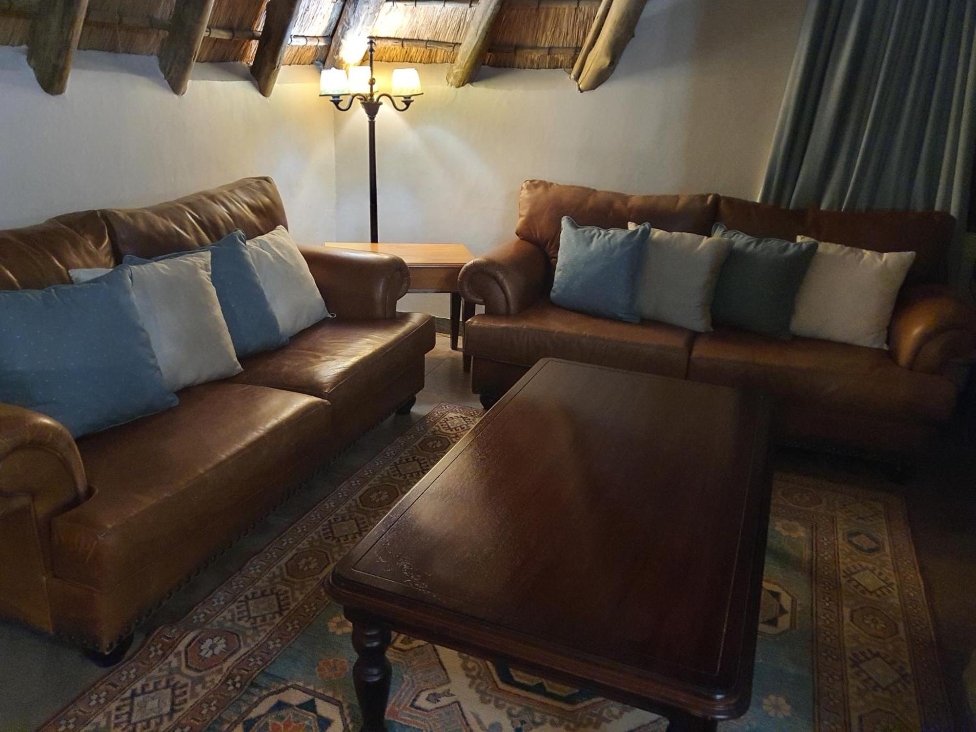 Inkungu Lodge Champagne Valley 외부 사진