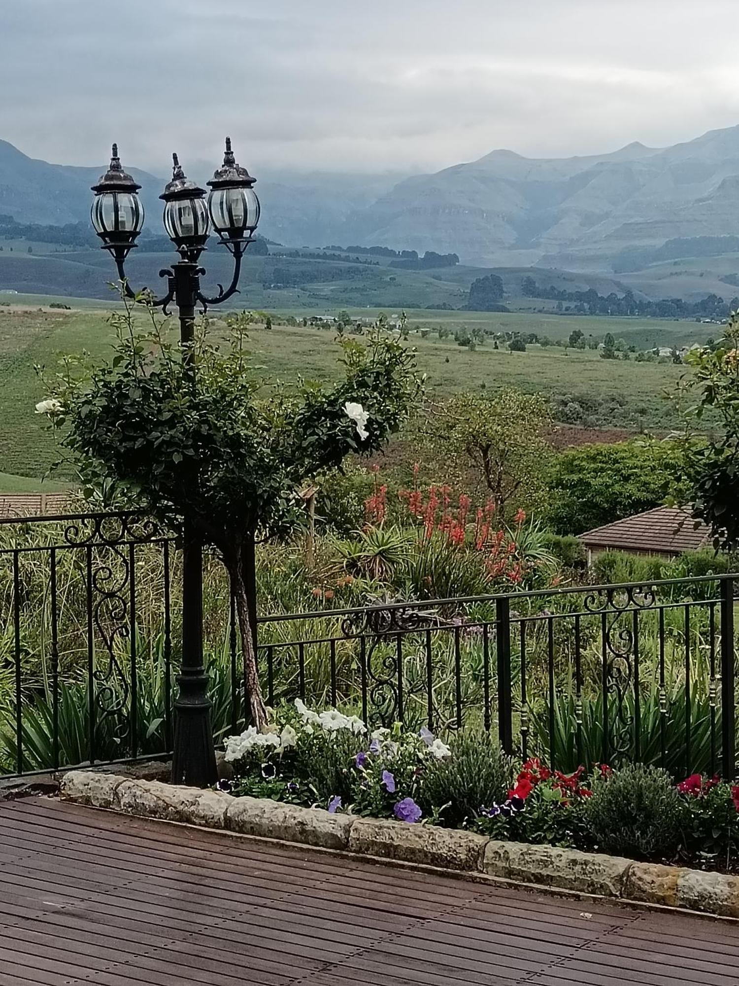 Inkungu Lodge Champagne Valley 외부 사진