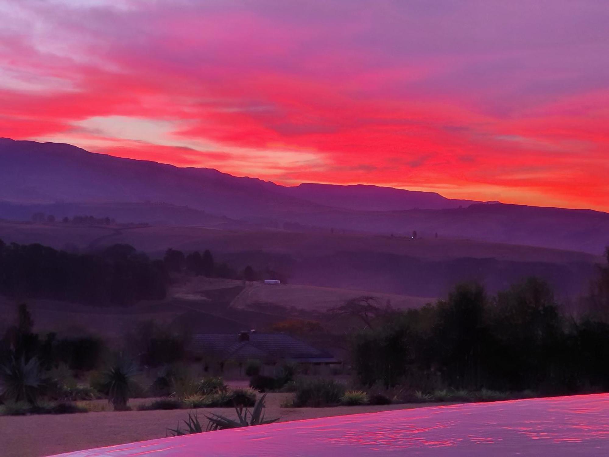 Inkungu Lodge Champagne Valley 외부 사진